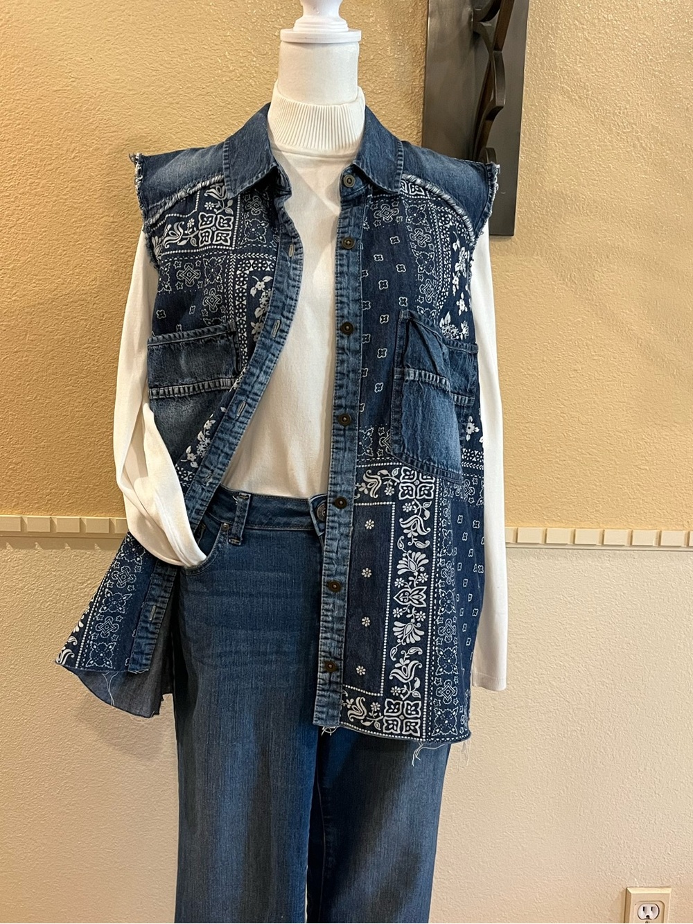 Free People denim / jean vest w/ bandana patch print. Frayed. Boho. Western. L